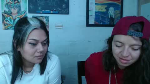 Snapshot of alexablu3 chatting on 01-09-25, 05:13 Alexa Blu3 online show from 01-09-25, 05:13