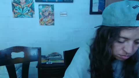 Snapshot of alexablu3 chatting on 01-10-25, 02:14 Alexa Blu3 online show from 01-10-25, 02:14