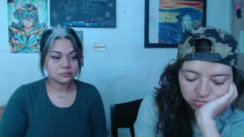 Snapshot of alexablu3 chatting on 01-21-25, 12:36 Alexa Blu3 online show from 01-21-25, 12:36