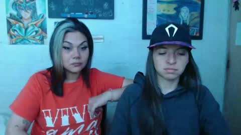 Snapshot of alexablu3 chatting on 01-24-25, 01:24 Alexa Blu3 online show from 01-24-25, 01:24