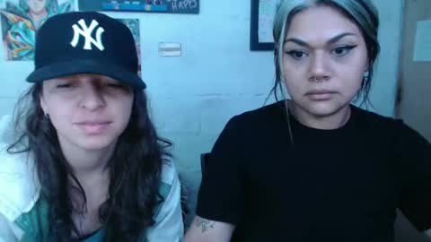 Snapshot of alexablu3 chatting on 01-26-25, 11:29 Alexa Blu3 online show from 01-26-25, 11:29