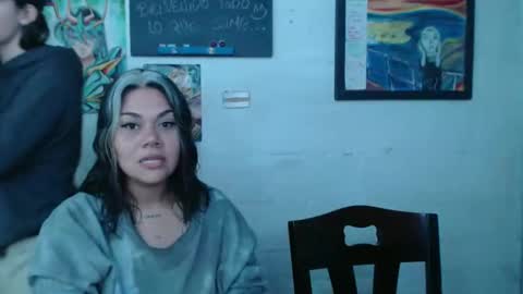 Snapshot of alexablu3 chatting on 02-09-25, 02:17 Alexa Blu3 online show from 02-09-25, 02:17