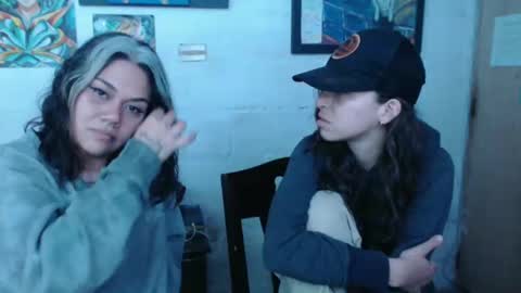 Snapshot of alexablu3 chatting on 02-09-25, 05:19 Alexa Blu3 online show from 02-09-25, 05:19