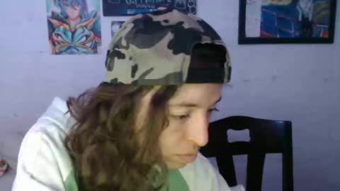 Snapshot of alexablu3 chatting on 09-23-25, 12:46 Alexa Blu3 online show from 09-23-25, 12:46