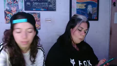 Snapshot of alexablu3 chatting on 10-10-25, 12:20 Alexa Blu3 online show from 10-10-25, 12:20