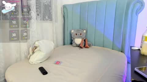 Snapshot of alexafoxy18 chatting on 11-08-25, 09:09 ALEXA online show from 11-08-25, 09:09