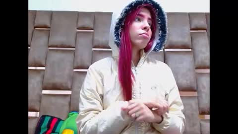 Snapshot of alexahotz chatting on 10-12-25, 05:50 Alexa online show from 10-12-25, 05:50