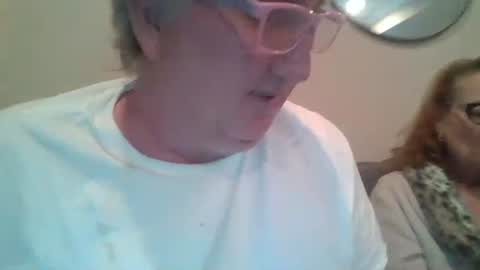 Snapshot of alexalabama chatting on 01-26-25, 11:39 Alex online show from 01-26-25, 11:39