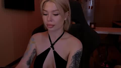 Alexa Mason online show from 11-29-25, 12:57