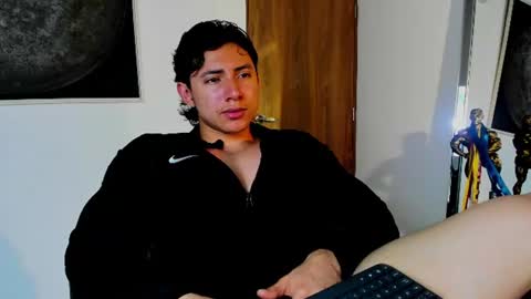 Snapshot of alexander_classy chatting on 06-20-26, 12:03 Alex online show from 06-20-26, 12:03