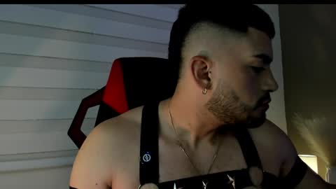Snapshot of alexander_diiaz chatting on 04-27-26, 11:41 Alexander Diaz online show from 04-27-26, 11:41