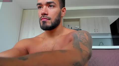 Onlyfansalexmartinezwb  Instagram alexwbmartinez  Twitter martinezcb937 online show from 04-28-26, 04:45