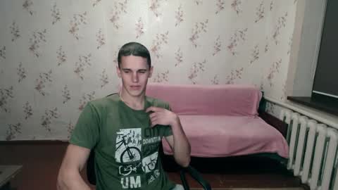 Snapshot of alexanderstrongs chatting on 12-12-24, 06:42 alexanderstrongs online show from 12-12-24, 06:42