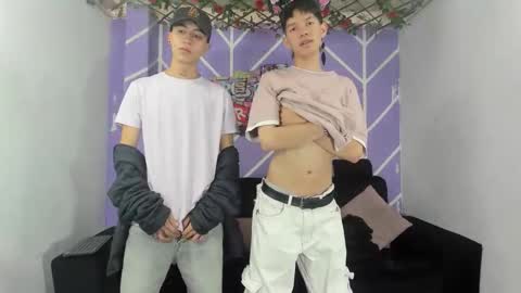 chicos hot online show from 03-20-26, 10:14