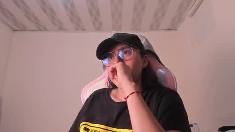 Snapshot of alexandra_clauss chatting on 03-09-25, 12:10 alexandra clauss online show from 03-09-25, 12:10