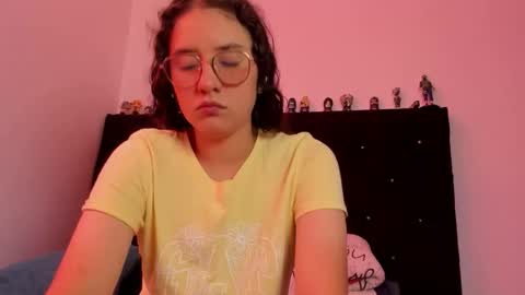 Snapshot of alexandra_clauss chatting on 01-13-26, 07:19 alexandra clauss online show from 01-13-26, 07:19