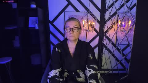 Alexandra online show from 02-15-25, 04:47