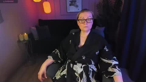 Alexandra online show from 02-16-25, 03:04