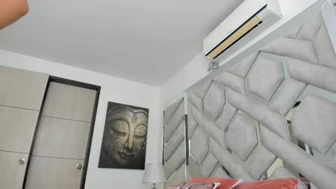 Alexandra ig  alexandraax09  online show from 04-28-26, 02:44