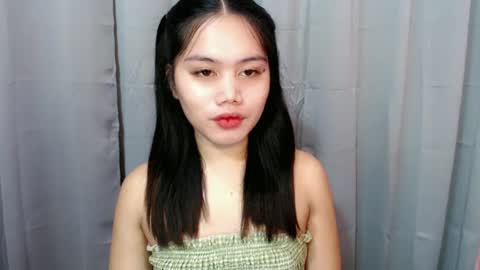 Snapshot of alexandralovely_9 chatting on 06-17-26, 11:05 Andrea online show from 06-17-26, 11:05
