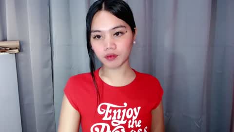 Snapshot of alexandralovely_9 chatting on 07-23-26, 11:35 Andrea online show from 07-23-26, 11:35