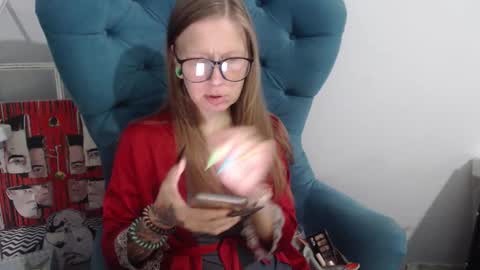 Snapshot of alexandrazaryanova chatting on 09-25-25, 07:01 Alexandra online show from 09-25-25, 07:01