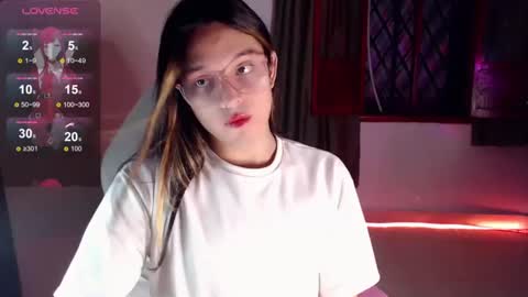 Snapshot of alexandre_chuad chatting on 12-28-24, 12:47 Alexa online show from 12-28-24, 12:47