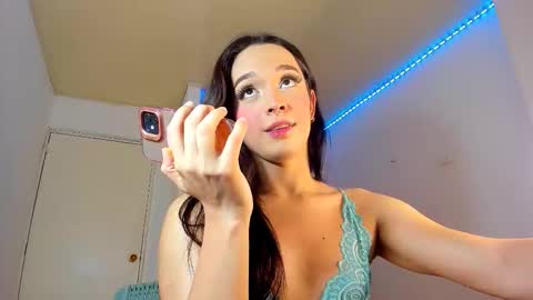 Snapshot of alexandre_chuad chatting on 01-17-26, 03:33 Alexa online show from 01-17-26, 03:33