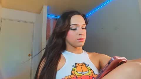 Snapshot of alexandre_chuad chatting on 02-08-26, 01:42 Alexa online show from 02-08-26, 01:42