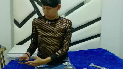 Snapshot of alexandro_bover chatting on 10-31-25, 07:04 Alexandro online show from 10-31-25, 07:04