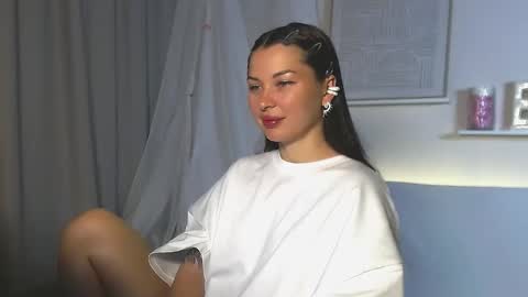 Snapshot of alexasven chatting on 06-04-26, 08:26 Alex DONT FORGET GIVE ME THUMBS UP online show from 06-04-26, 08:26