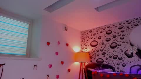 Snapshot of alexawilds chatting on 02-04-26, 01:50 AlexaWilds online show from 02-04-26, 01:50