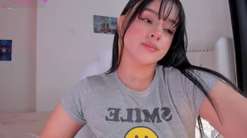 lexandra  online show from 02-06-25, 07:02