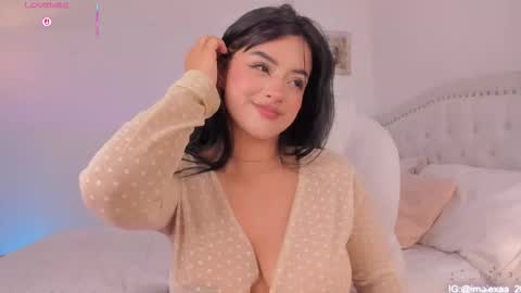 lexandra  online show from 10-14-25, 10:10