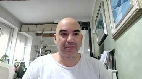 Snapshot of alexct77 chatting on 06-16-26, 07:33 alexct77 online show from 06-16-26, 07:33