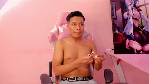 Snapshot of alexdunss chatting on 04-06-26, 06:09 Alexdennus online show from 04-06-26, 06:09