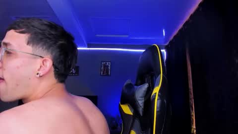 alexgiraldo__ online show from 10-17-25, 06:32