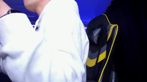 alexgiraldo__ online show from 10-20-25, 02:45