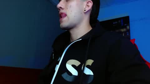 alexgiraldo__ online show from 06-07-26, 03:21