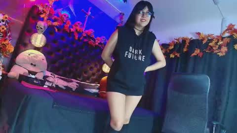 Snapshot of alexhoe_ chatting on 09-16-25, 06:53 Alex online show from 09-16-25, 06:53