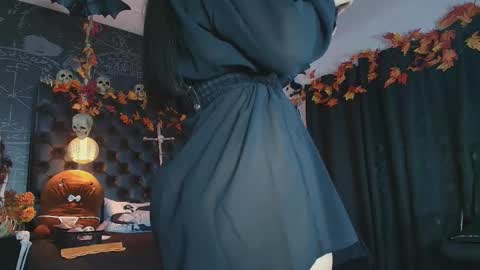 Snapshot of alexhoe_ chatting on 10-14-25, 06:52 Alex online show from 10-14-25, 06:52