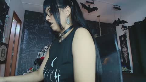 Snapshot of alexhoe_ chatting on 02-20-26, 07:03 Alex online show from 02-20-26, 07:03