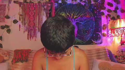 Alex online show from 05-09-26, 06:57