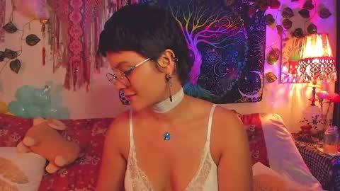 Alex online show from 06-08-26, 01:28