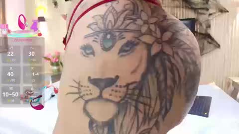 Snapshot of alexiakitty_ chatting on 10-15-25, 02:06 Alexia online show from 10-15-25, 02:06