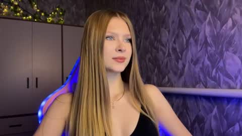 Snapshot of alexialunaris chatting on 07-08-26, 11:58 Alexia online show from 07-08-26, 11:58