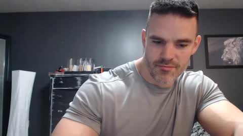 Alex online show from 12-22-25, 02:41