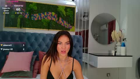 Snapshot of alexiarain_ chatting on 06-30-26, 05:08 Alexia Rain online show from 06-30-26, 05:08