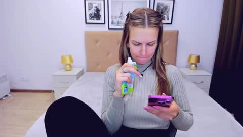 Alexia online show from 01-21-25, 12:46