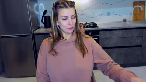 Alexia online show from 02-24-25, 08:58